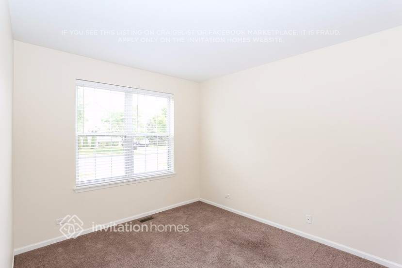Building Photo - 3031 Chalkstone Ave
