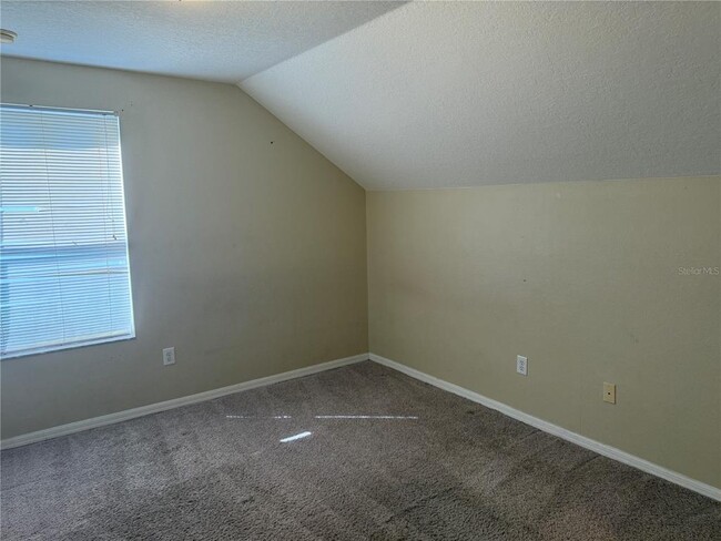 Building Photo - 6509 Bridgecrest Dr