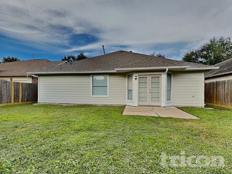 Building Photo - 4907 Bryant Ridge Rd