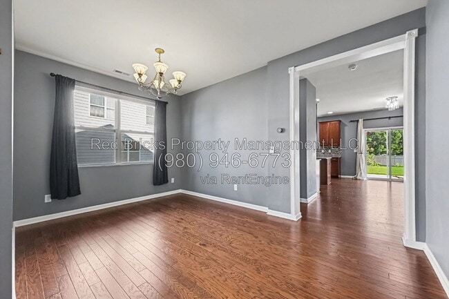 Building Photo - 2714 Aldergrove Rd