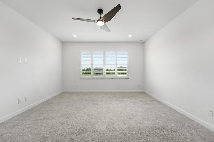 Building Photo - 1261 Deer Hvn Dr
