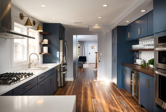 Building Photo - 9 Arnett Ave