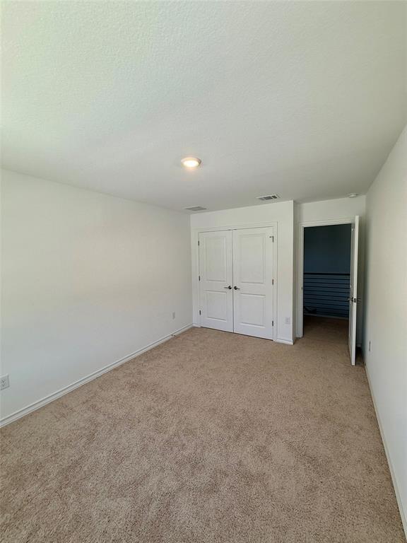 Building Photo - 2909 St Regis Dr