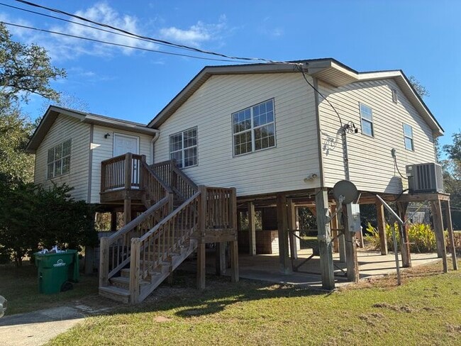 Primary Photo - Beautiful 3/1 in Bay St. Louis, MS