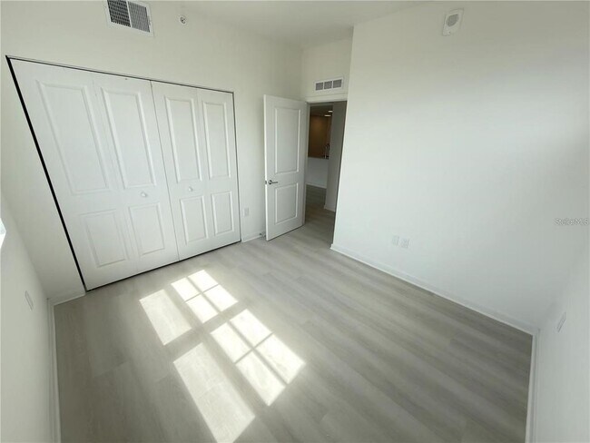 Building Photo - 5563 Millennia Park Dr