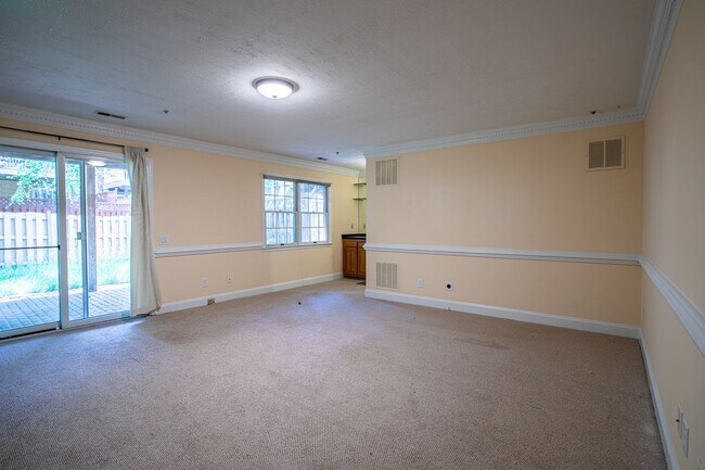 Building Photo - Impressive 3 BR/2 Full BA & 2 Half BA EOG Townhome in Decoverly Adventure!