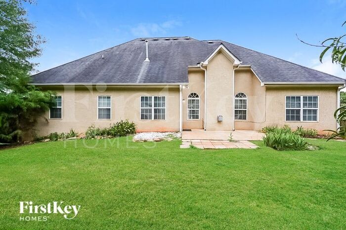 Building Photo - 489 Glouchester Dr