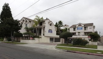 Building Photo - The Villas at Anaheim