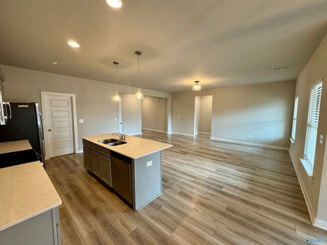 Building Photo - 336 Shady Ln