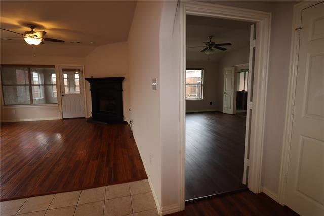 Building Photo - 3014 Pinecrest Dr