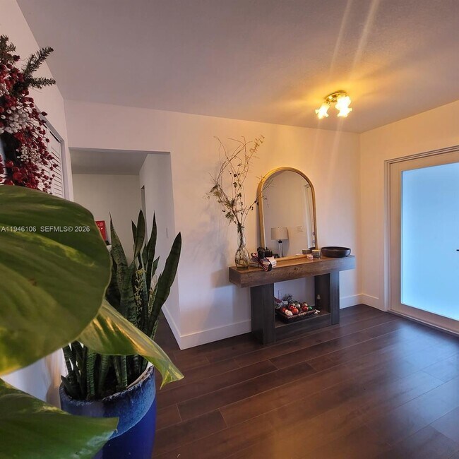 Building Photo - 19930 SW 118th Pl