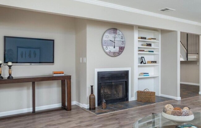 Building Photo - 61 Mozden Ln