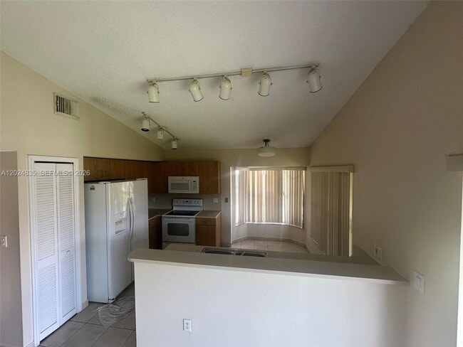 Building Photo - 16280 SW 77th Terrace