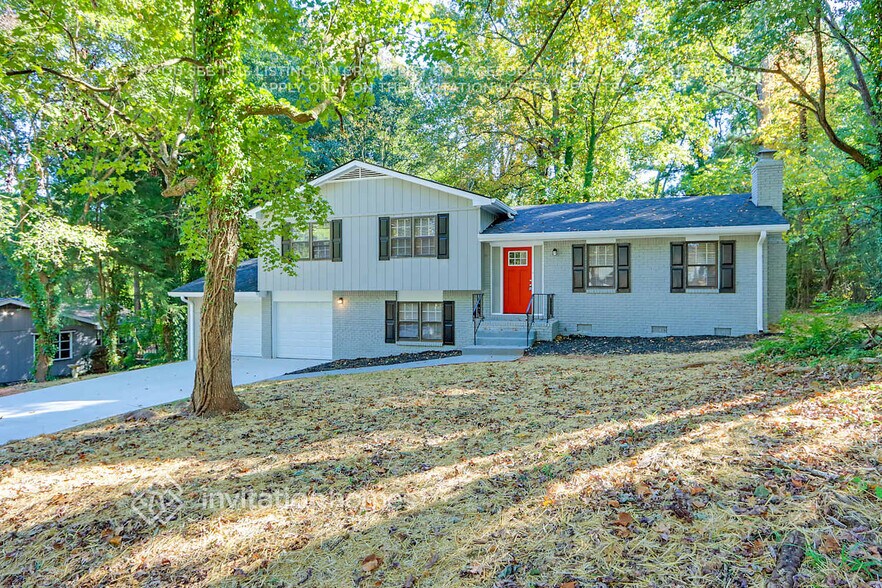 Building Photo - 5779 Simone Dr