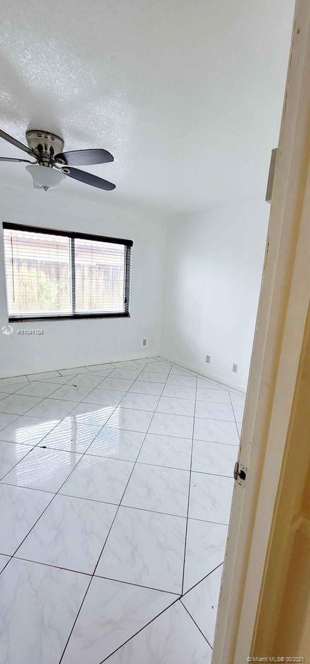 Building Photo - 6991 NW 20th Ct