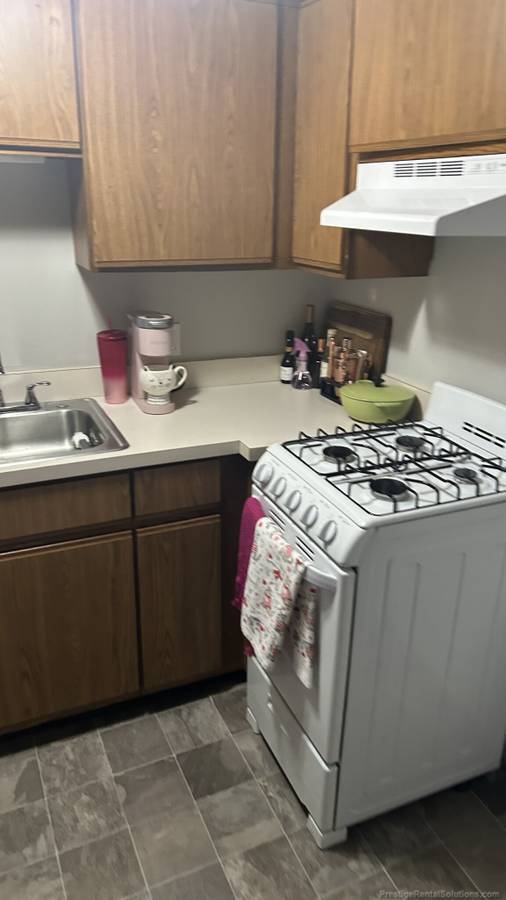 Building Photo - 654 Washington St