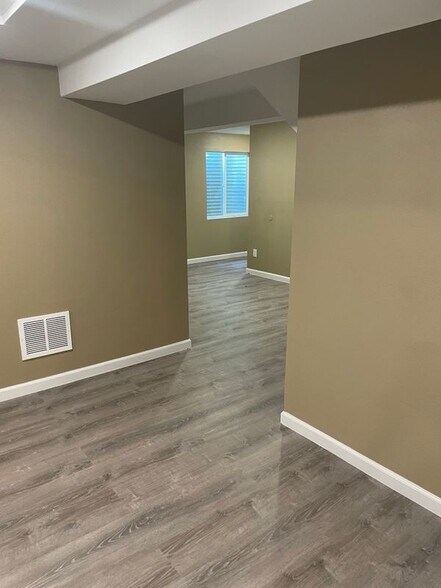 Primary Photo - 18757 E Hawaii Dr