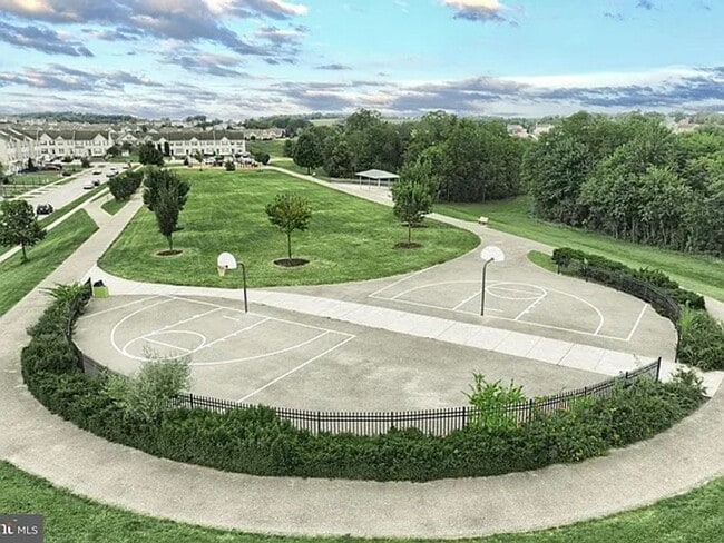 Building Photo - 1193 Ledge Dr