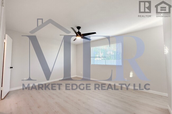 Building Photo - 3Bed/2Bath Home at Union Hills/I-17! $399 ...