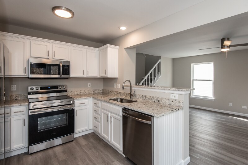 Building Photo - 10429 Tiffany Village Ct