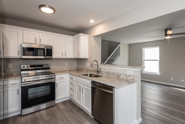 Building Photo - 10429 Tiffany Village Ct