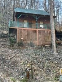 Building Photo - Seclusion!! But close to several surrounding counties!!