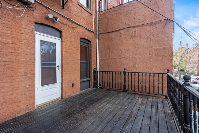 Building Photo - 800 Ocean Ave