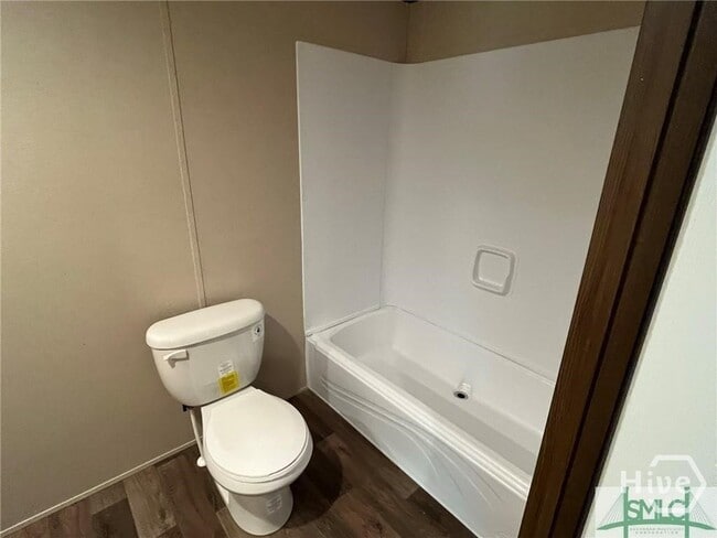 Building Photo - 51 Miles Park Rd