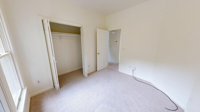 Building Photo - 146 Baycliff Trail