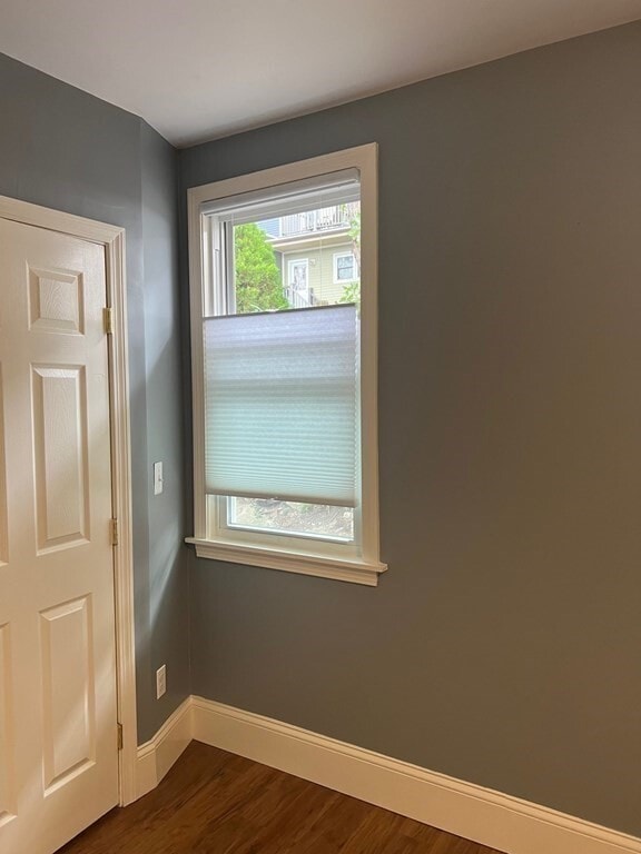 Building Photo - 26 Eden St