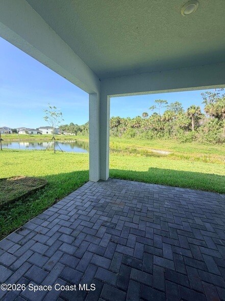 Building Photo - 1707 Colebrook Cir SW