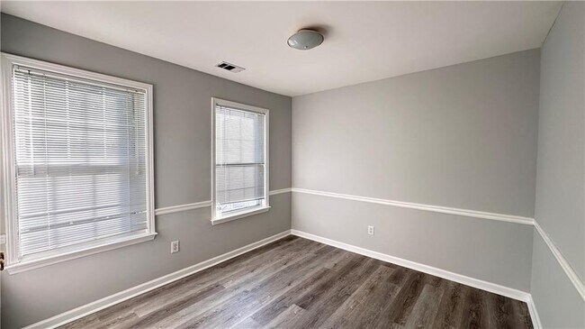 Building Photo - 515 Weathervane Ct