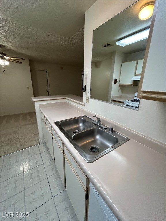 Building Photo - 2200 S Fort Apache Rd