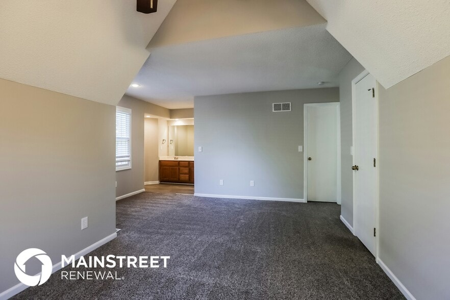 Building Photo - 6305 Anderson St