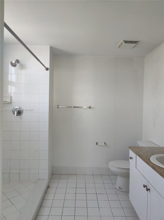 Building Photo - 117 NW 42nd Ave