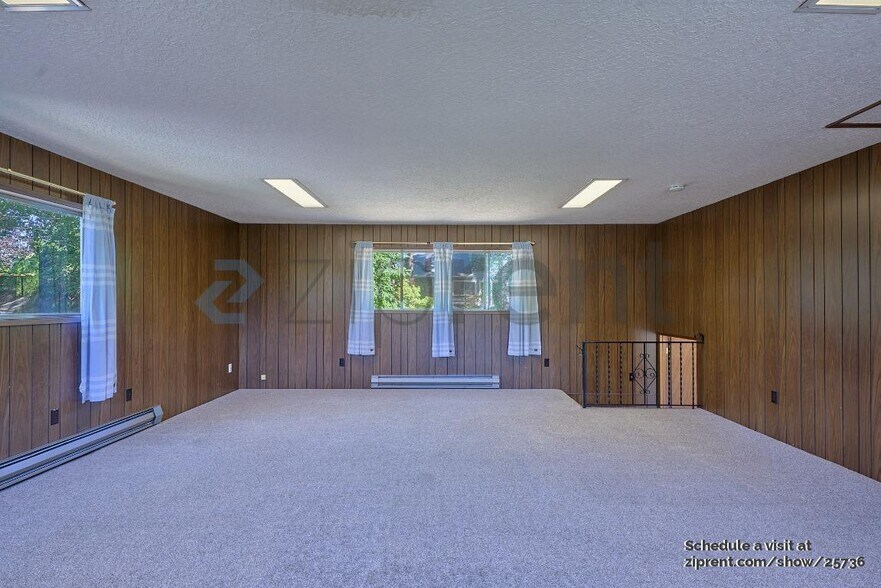 Building Photo - 13426 SW 61st Ave
