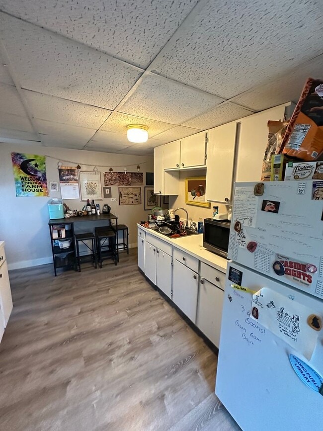 Building Photo - 83 Park St