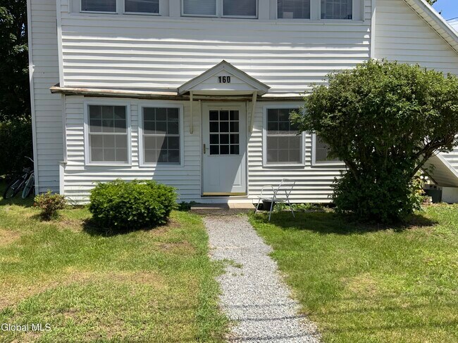 Building Photo - 160 Jackson St