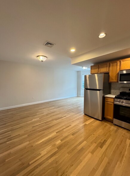 Building Photo - 393 W Broadway