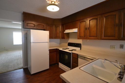 Building Photo - Cute Harmony Hills Fourplex