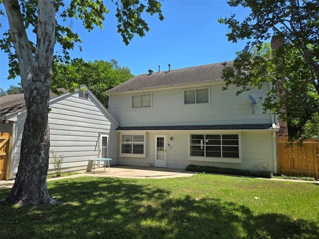 Building Photo - 306 Houghton Rd