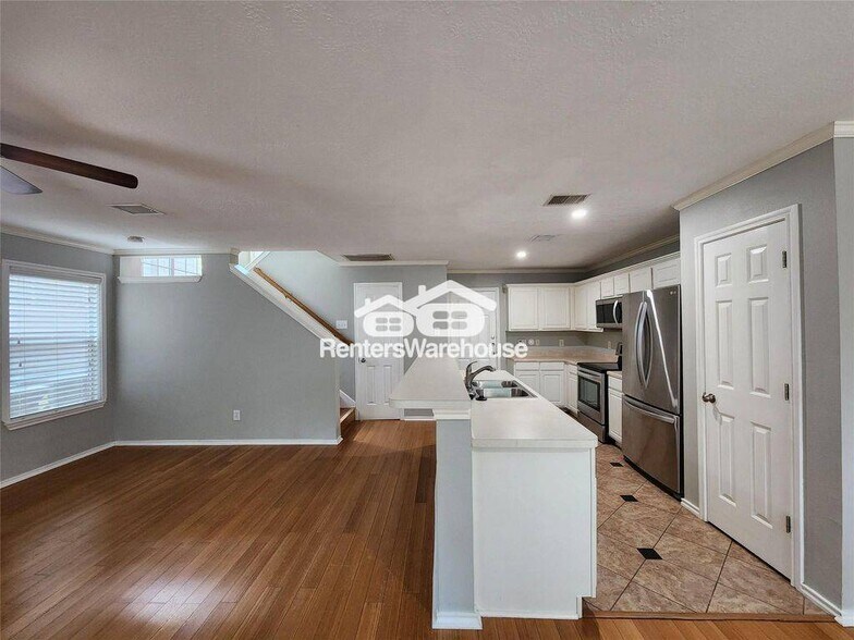 Building Photo - 119 Anise Tree Pl