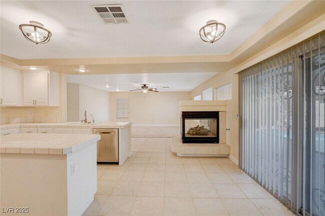 Building Photo - 432 Staghorn Pass Ave