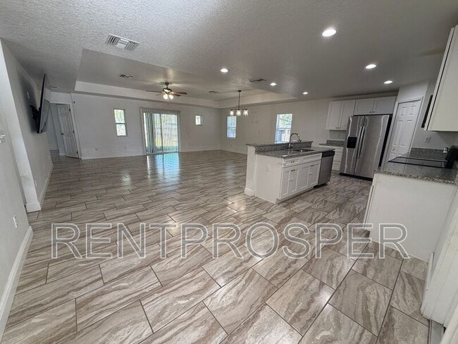 Building Photo - 1217 25th St