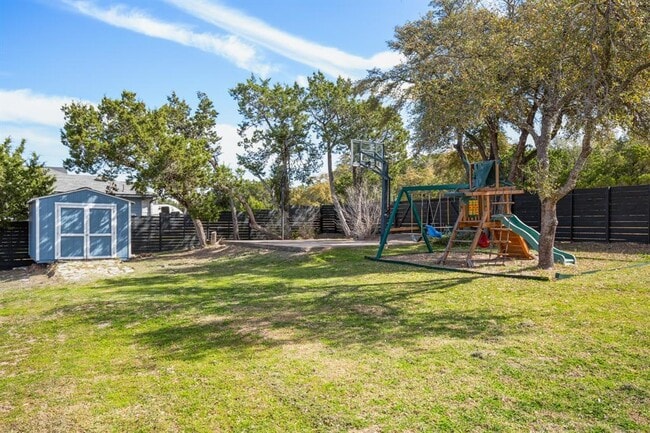 Building Photo - 6607 Avenida Ann St