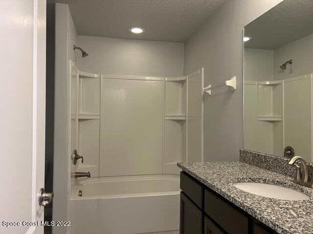 Building Photo - 89 Redondo Dr