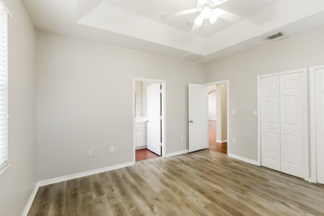 Building Photo - 11108 SW 243rd Ln