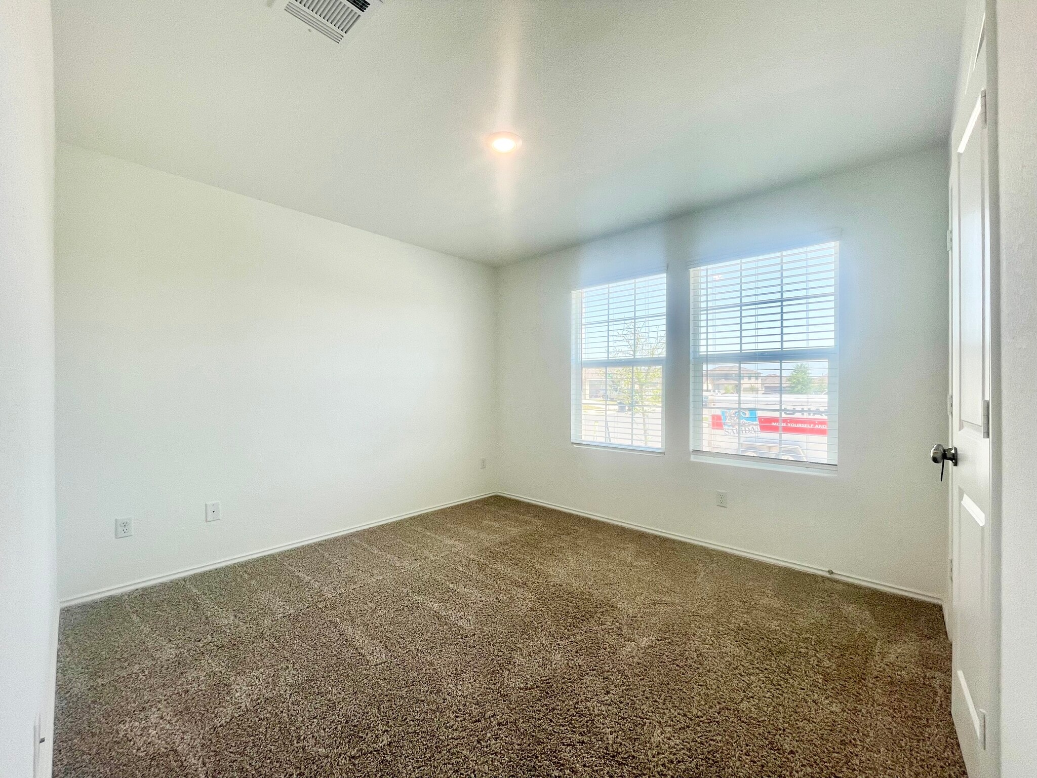 Building Photo - 217 Coventry Dr