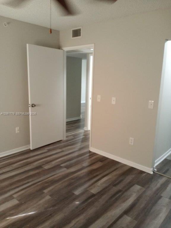 Building Photo - 1351 SW 141st Ave