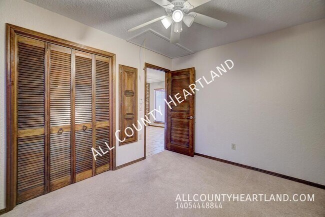 Building Photo - 10408 Casa Linda